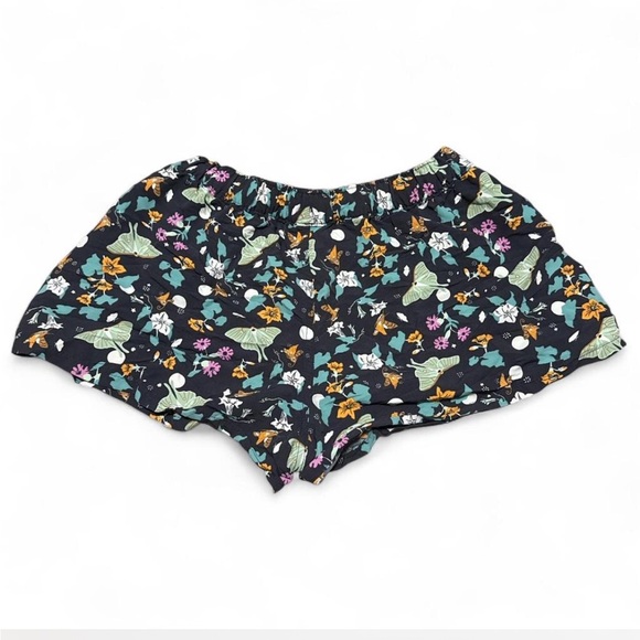 Patagonia Pants - Patagonia Barely Baggies Shorts – M – Floral Moth Print